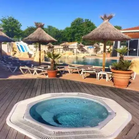 5 Etoiles - Piscine - Eeaiaf